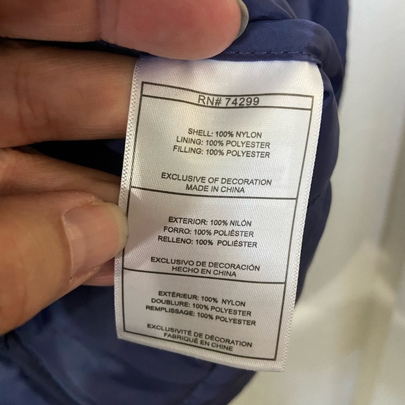 Canada Weather Gear Blue Winter Glacier Shield Puffer Vest Size Large w/pouch - Picture 6 of 11